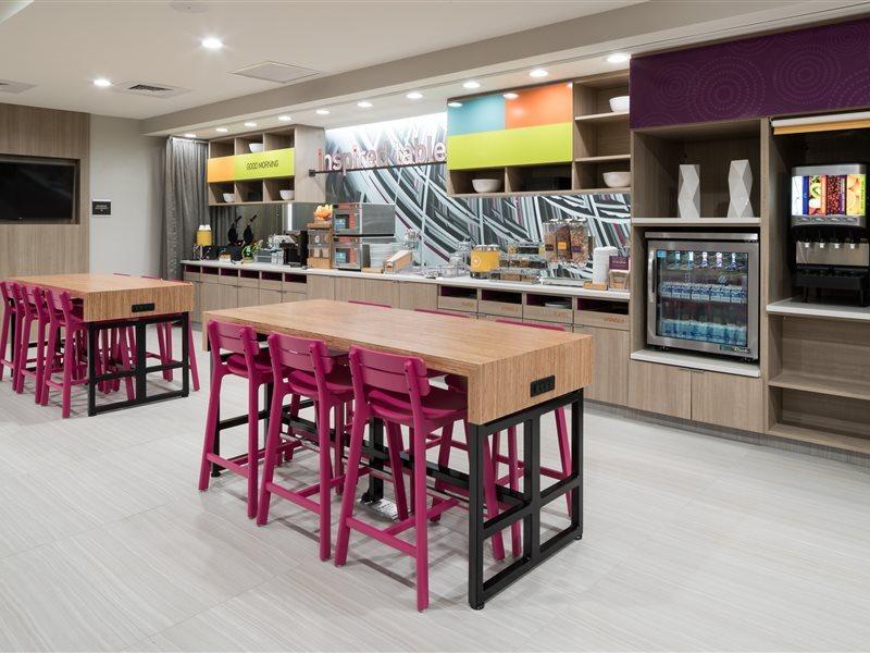 Home2 Suites By Hilton Orlando Airport Buitenkant foto