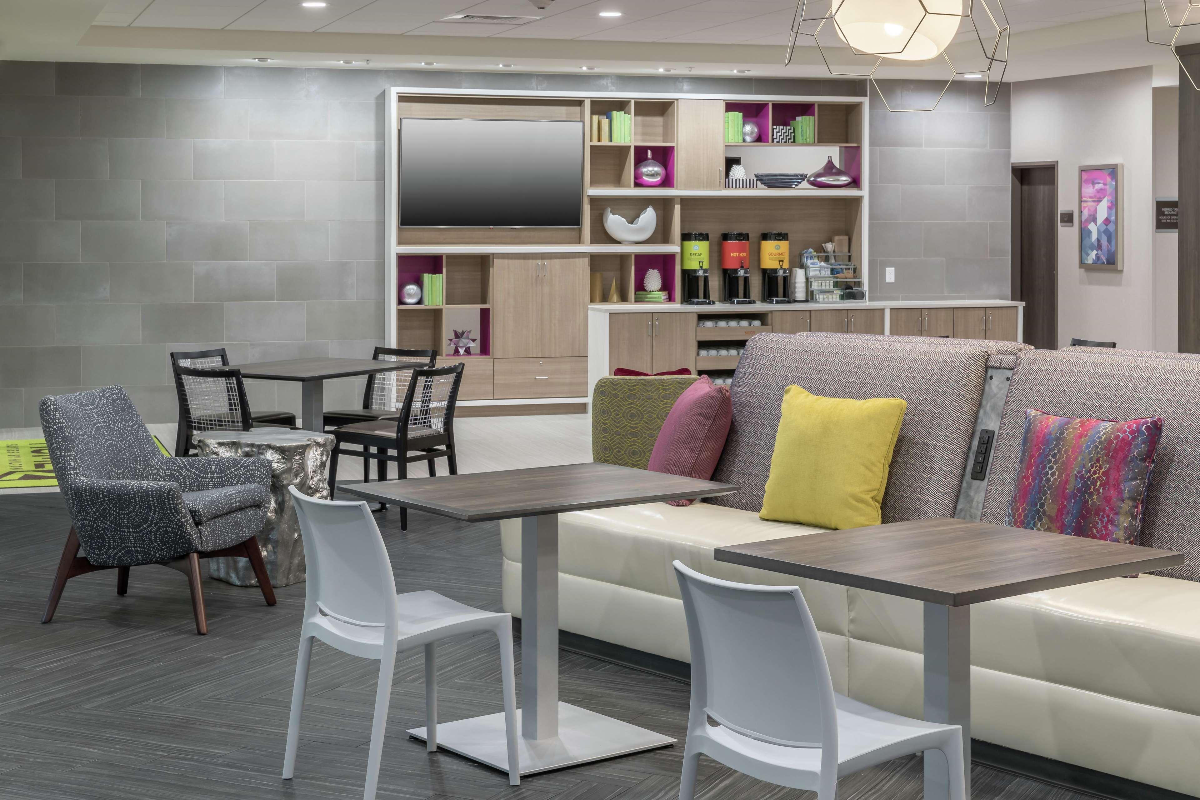 Home2 Suites By Hilton Orlando Airport Buitenkant foto